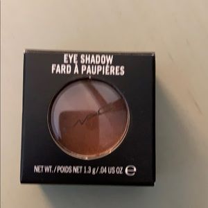 MAC brand new eye shadow